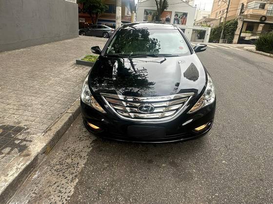 HYUNDAI SONATA 2.4 MPFI I4 16V 182CV GASOLINA 4P AUTOMÁTICO HYUNDAI SONATA 2.4 MPFI I4 16V 182CV GASOLINA 4P AUTOMÁTICO
